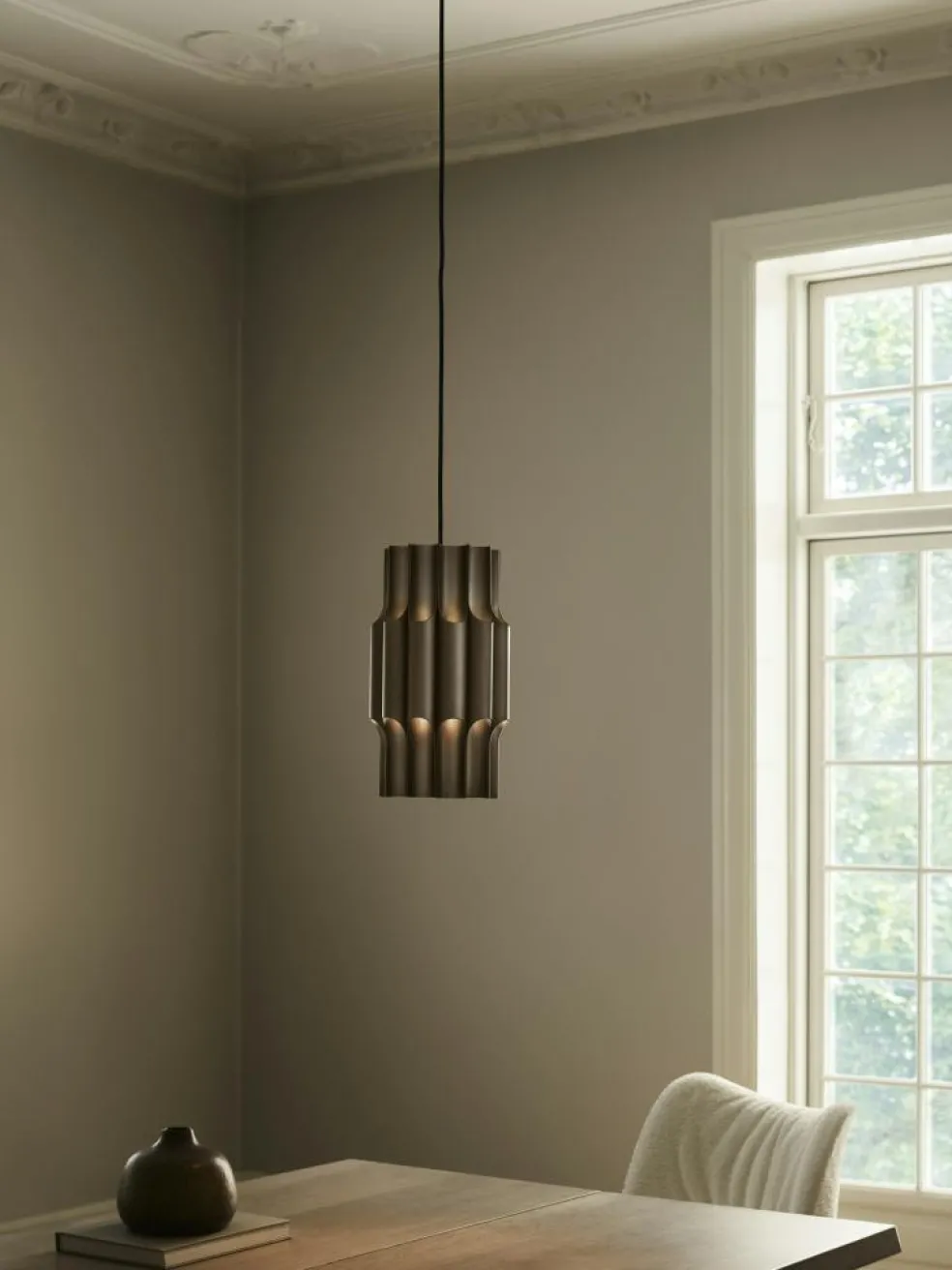 PAN 190 Pendant, Bronzed