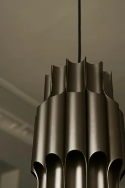 PAN 190 Pendant, Bronzed