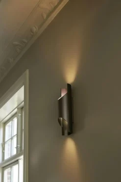 PAN 95 Wall Lamp, Bronzed