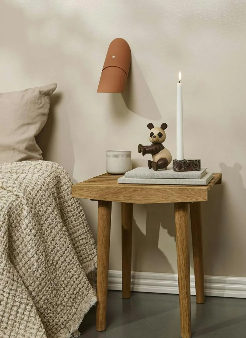 Phister Portable Lamp, Dusty Red