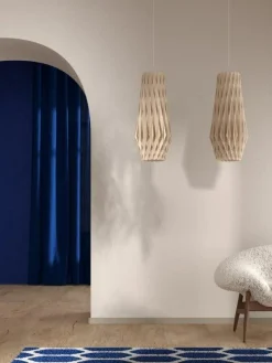 Pilke Signature P30/70 Pendant, Black