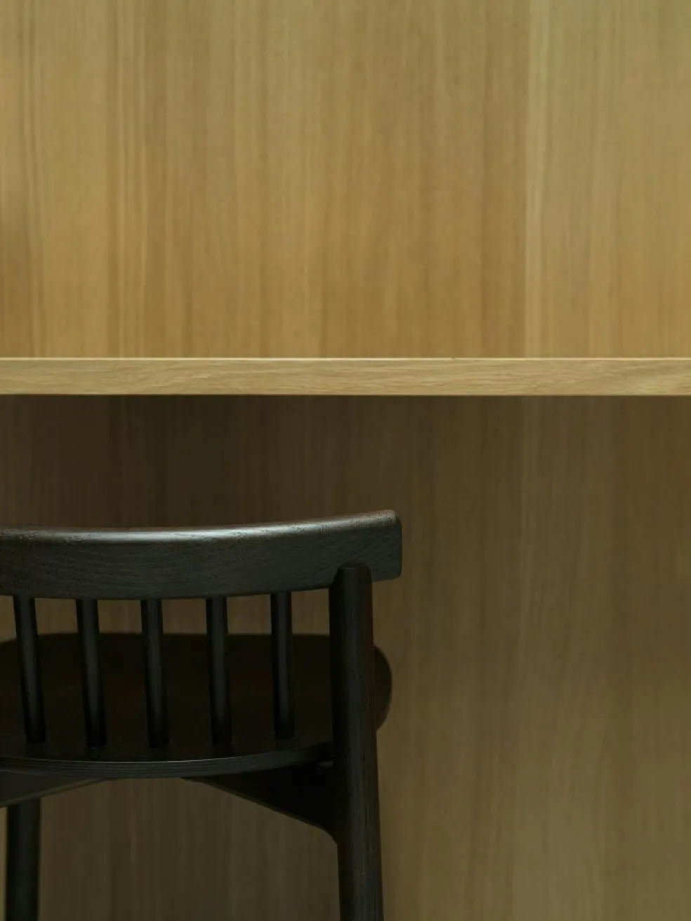 Pind Bar Stool 75 cm, Black Stained Ash