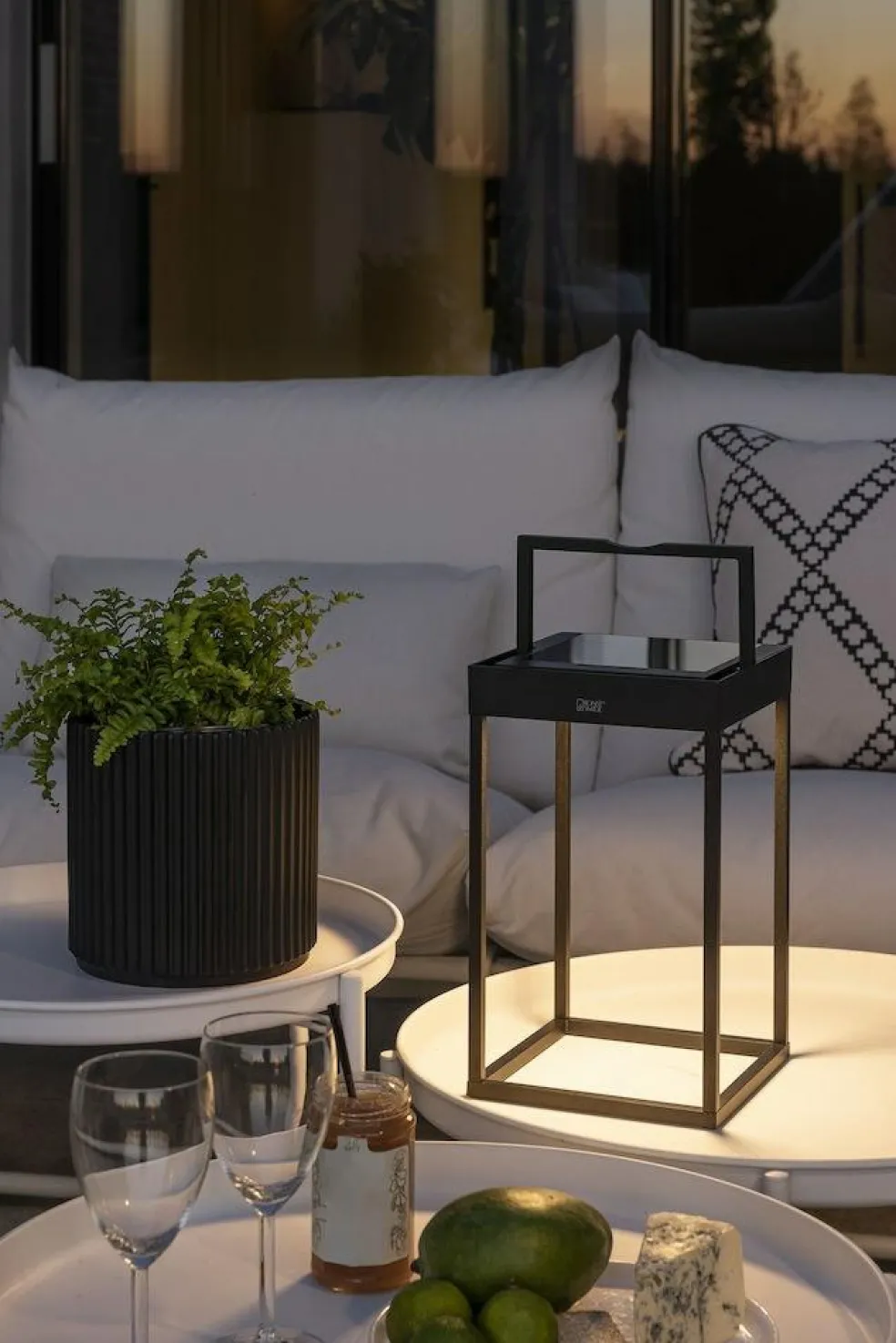 Portofino Table Lamp Portable, Black