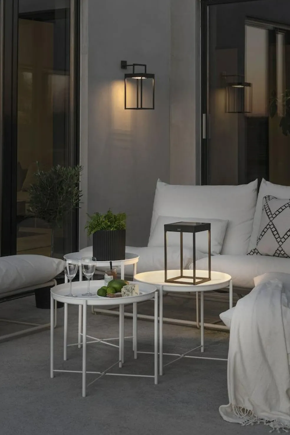 Portofino Table Lamp Portable, Black