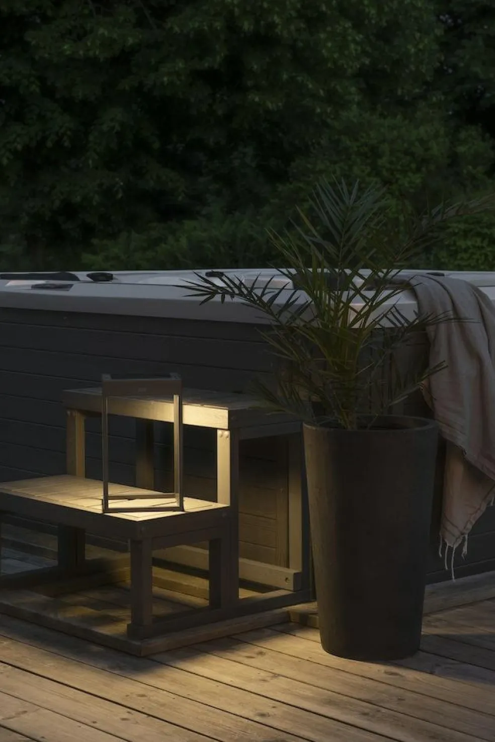 Portofino Table Lamp Portable, Black