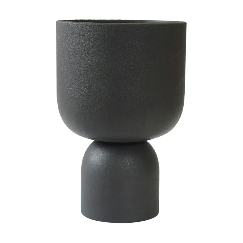 Post Pot Small, Cast Iron