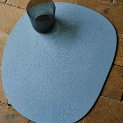 Raw Buffalo Table Mat 33,5x41 cm, Grey