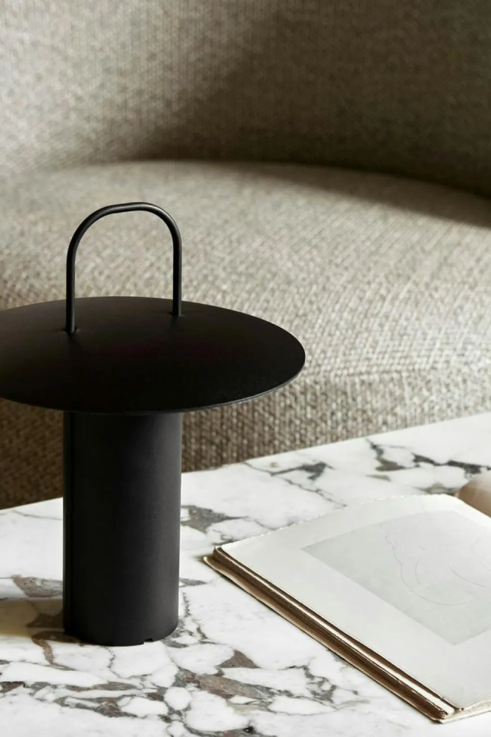 Ray Table Lamp Portable, Black