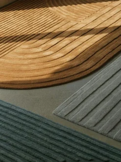 Relevo Wool Rug Off-white, 170x240 cm