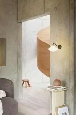 REPOSE 175 Wall Lamp, Brass