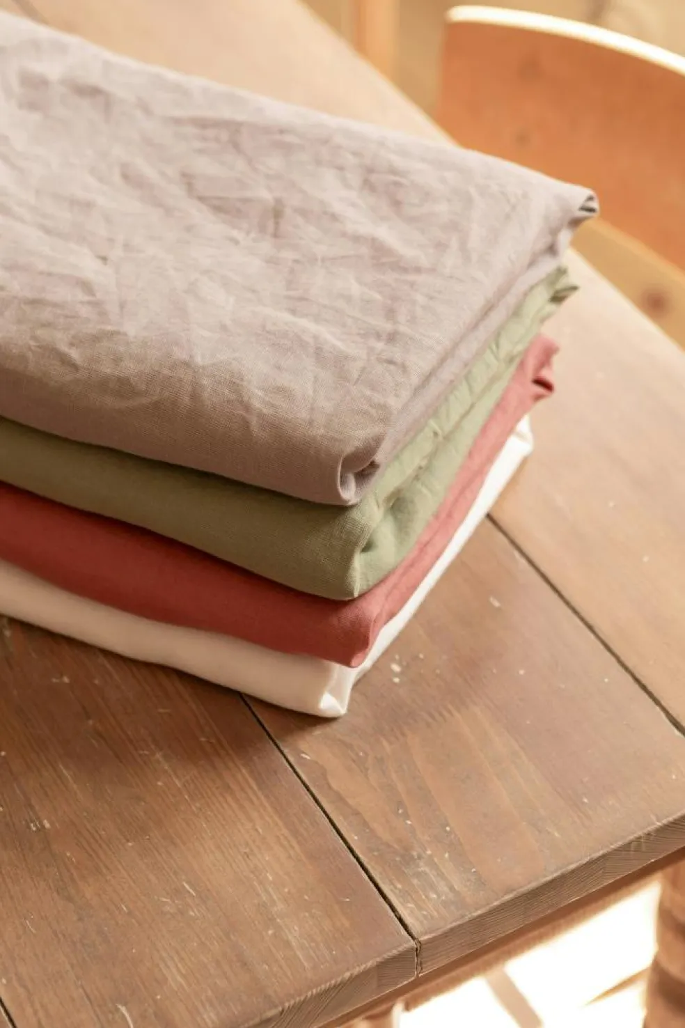 Sienna Table Cloth 140x240 cm, Green