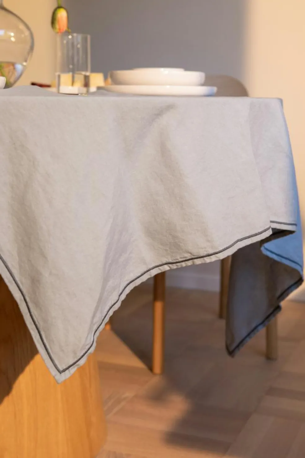 Sienna Tablecloth 140x240 cm, Dusty Blue