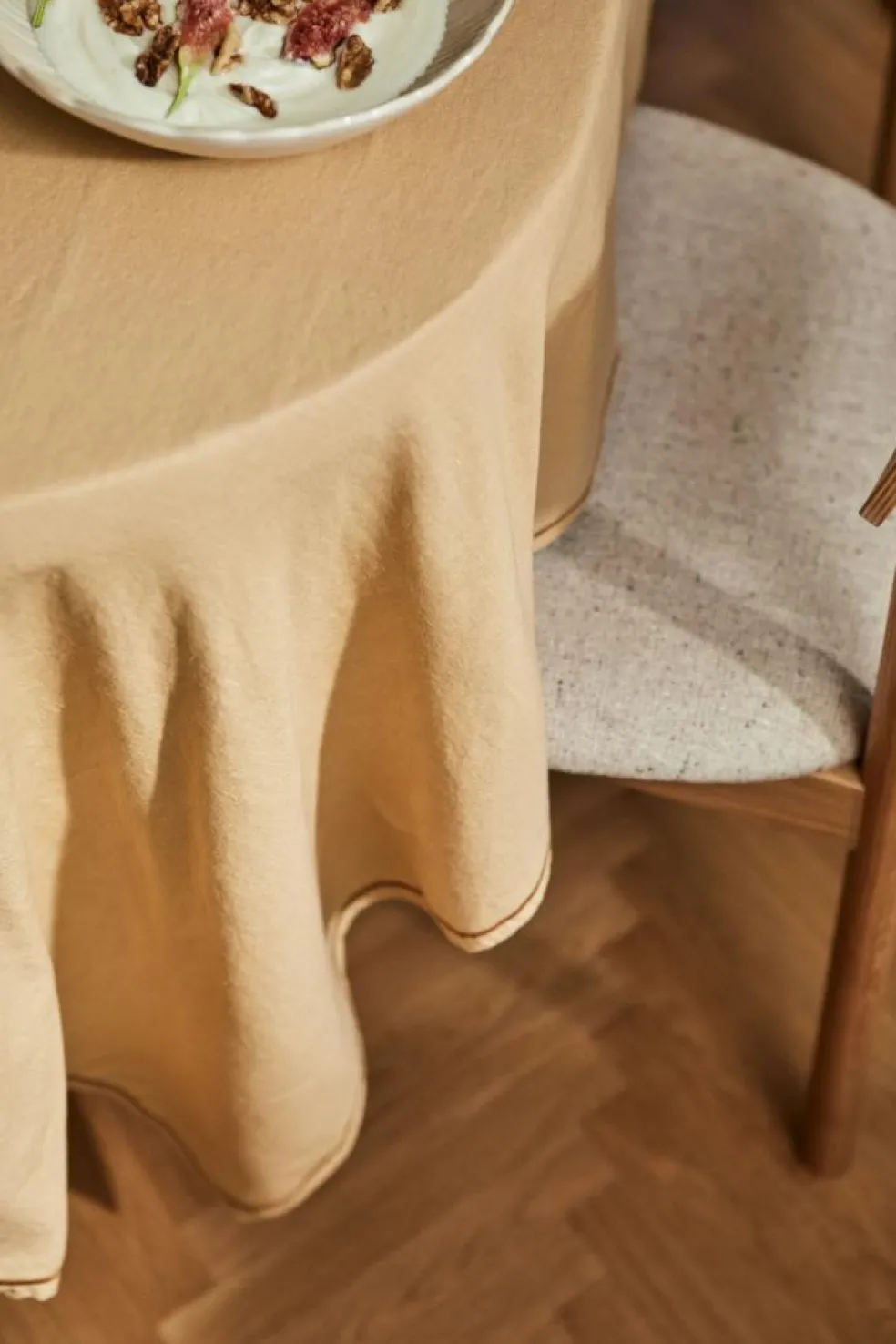 Sienna Tablecloth 140x240 cm, Dusty Blue