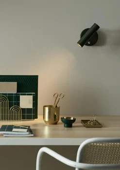 Slender Wall Lamp, White