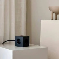 Square 1 Extension Cord With USB-C / Magnet 3 m, Stockholm Black