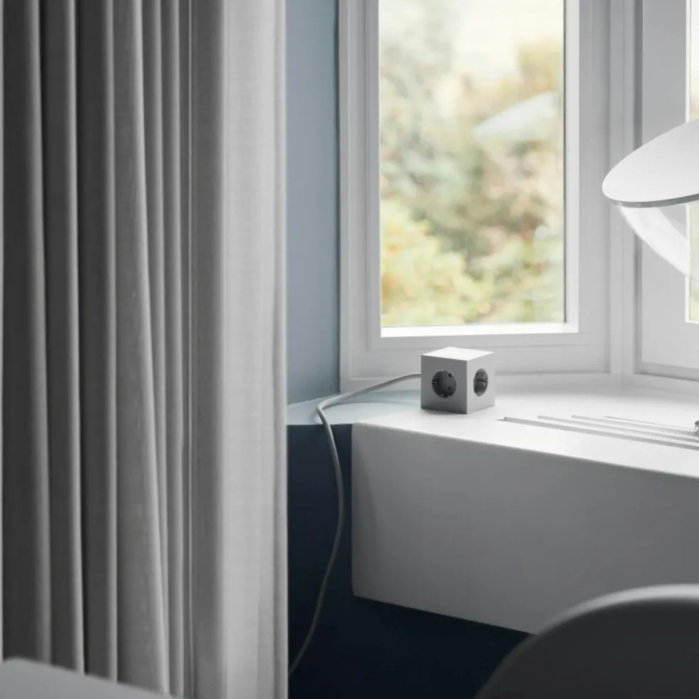 Square 1 Extension Cord With USB-C / Magnet 1,8 m, Stockholm Black