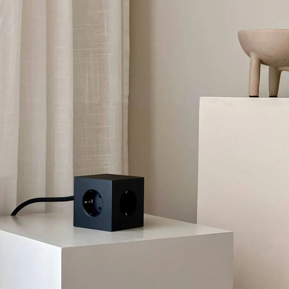 Square 1 Extension Cord With USB-C / Magnet 1,8 m, Stockholm Black