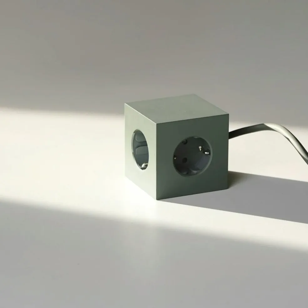 Square 1 Extension Cord With USB-C / Magnet 1,8 m, Stockholm Black