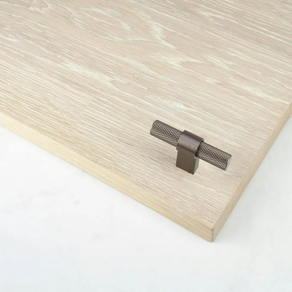 T Helix Knob, Matte black