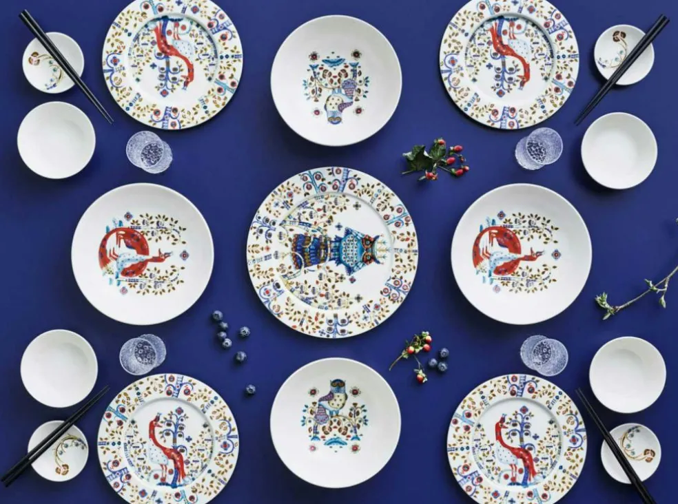 Taika Plate 22 cm, Red