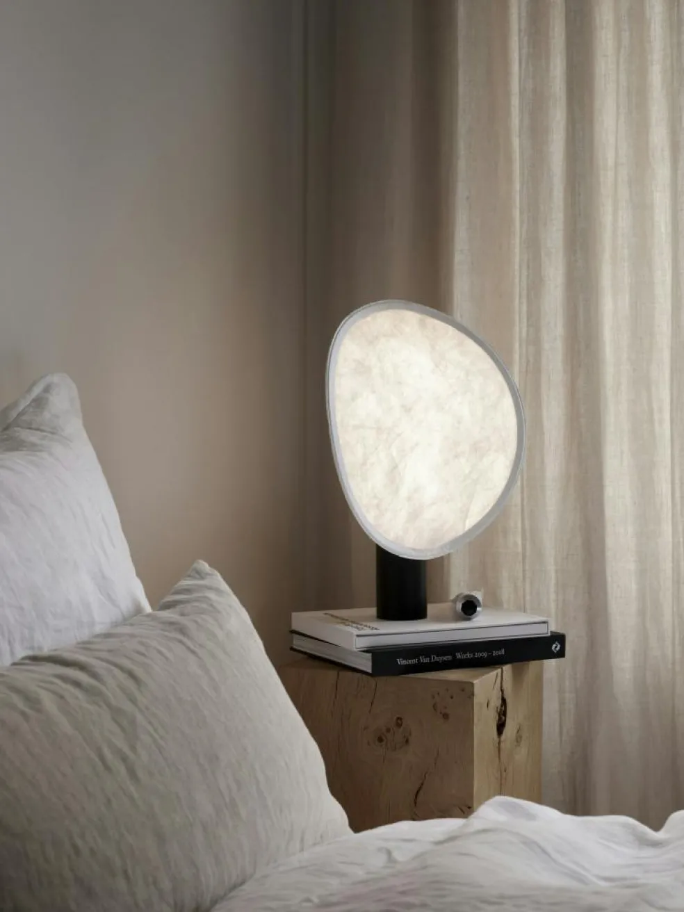 Tense Table Lamp Portable, Black