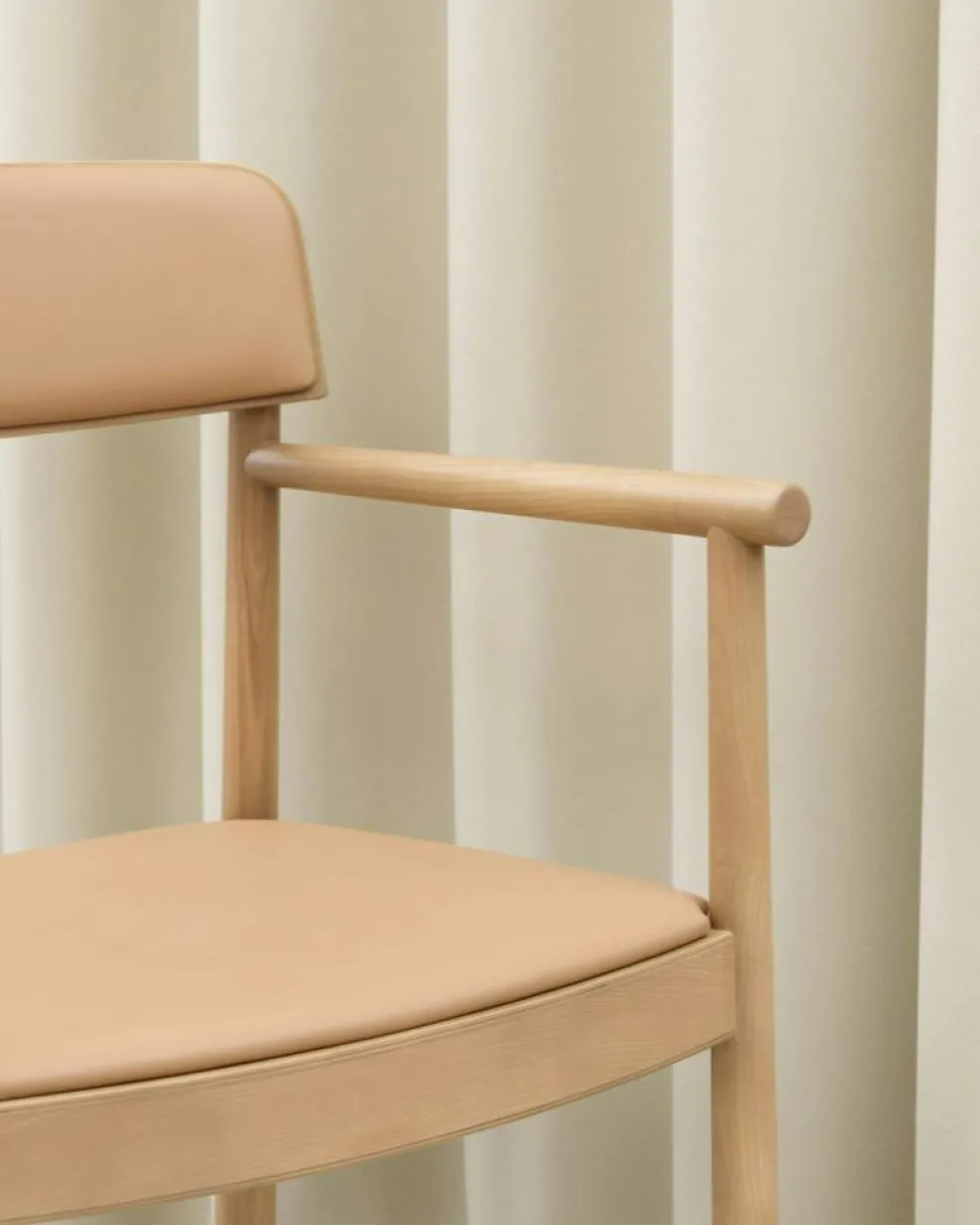 Timb Armchair, Ultra Leather, Black/Black