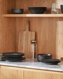 Trio Legio Nova Deep Plate 22 cm, Black