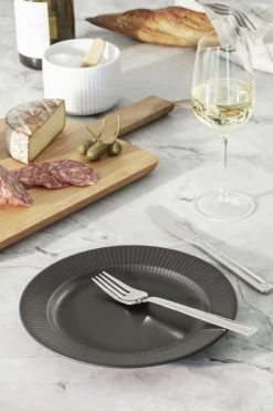 Trio Legio Nova Plate 22 cm, Black