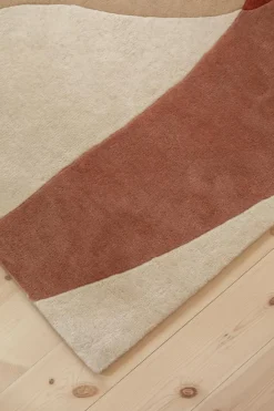 Tulip Wool Rug 180x270 cm, Beige