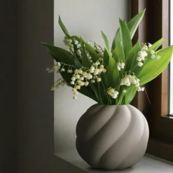 Twist Ball Vase 12 cm, Sand