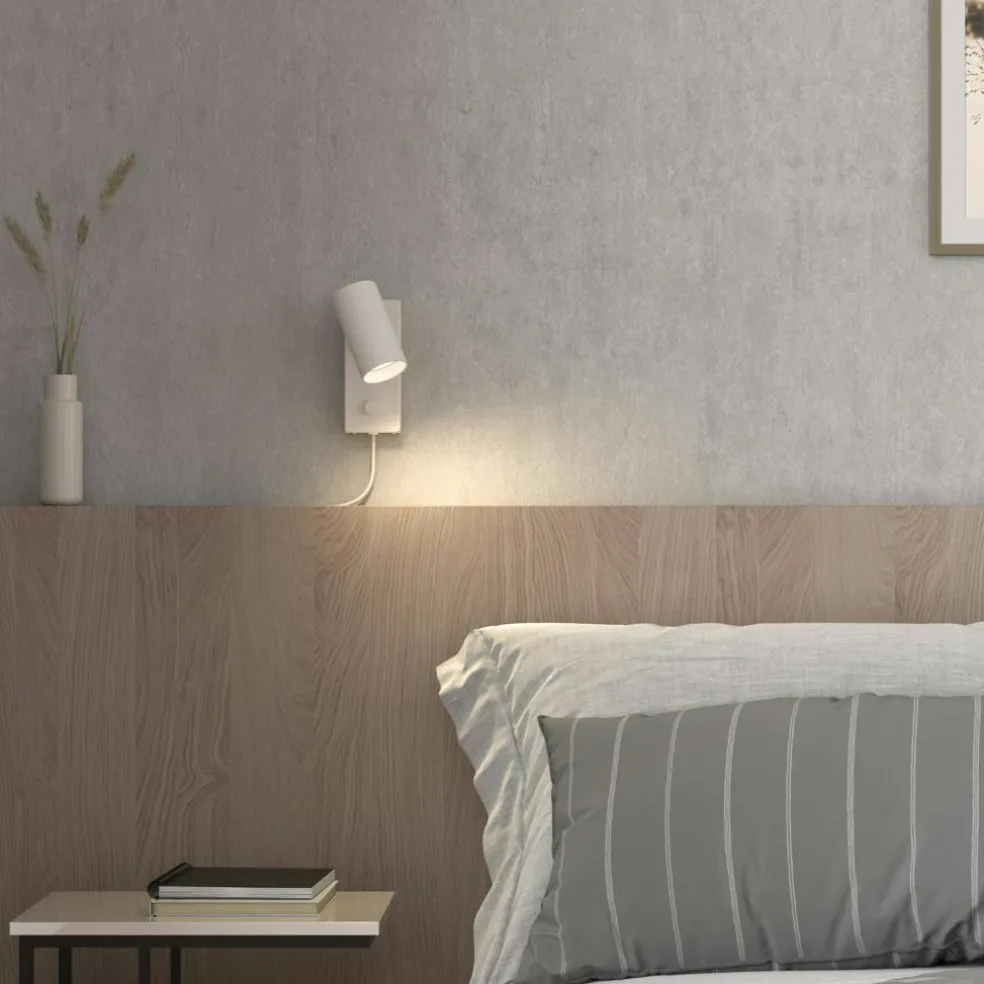 Tyson Wall Lamp, White