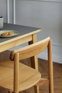 Unite Chair, White Pigmented Oak / Imitation Leather