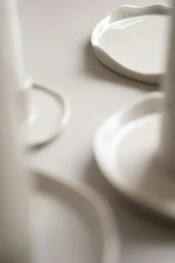 Wave Vase Small, Cast Iron