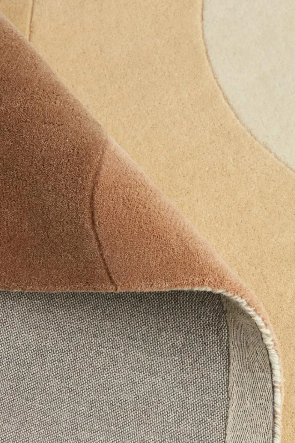 Wave Wool Rug 180x270 cm, Beige