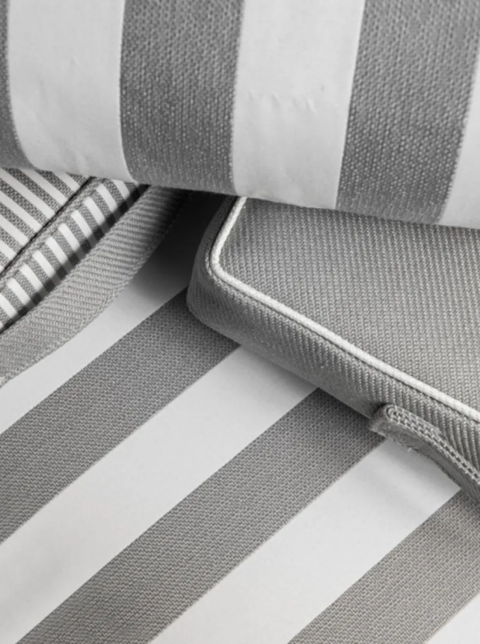 Wide Stripe Boat Cushion 40x45 cm, Grey